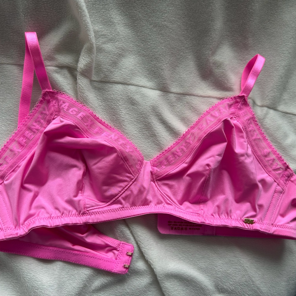 Savage X Fenty Pink Bra